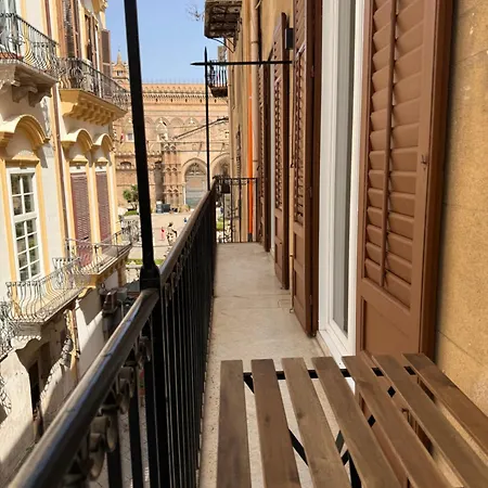 Luxury Cathedral Appartement Palerme